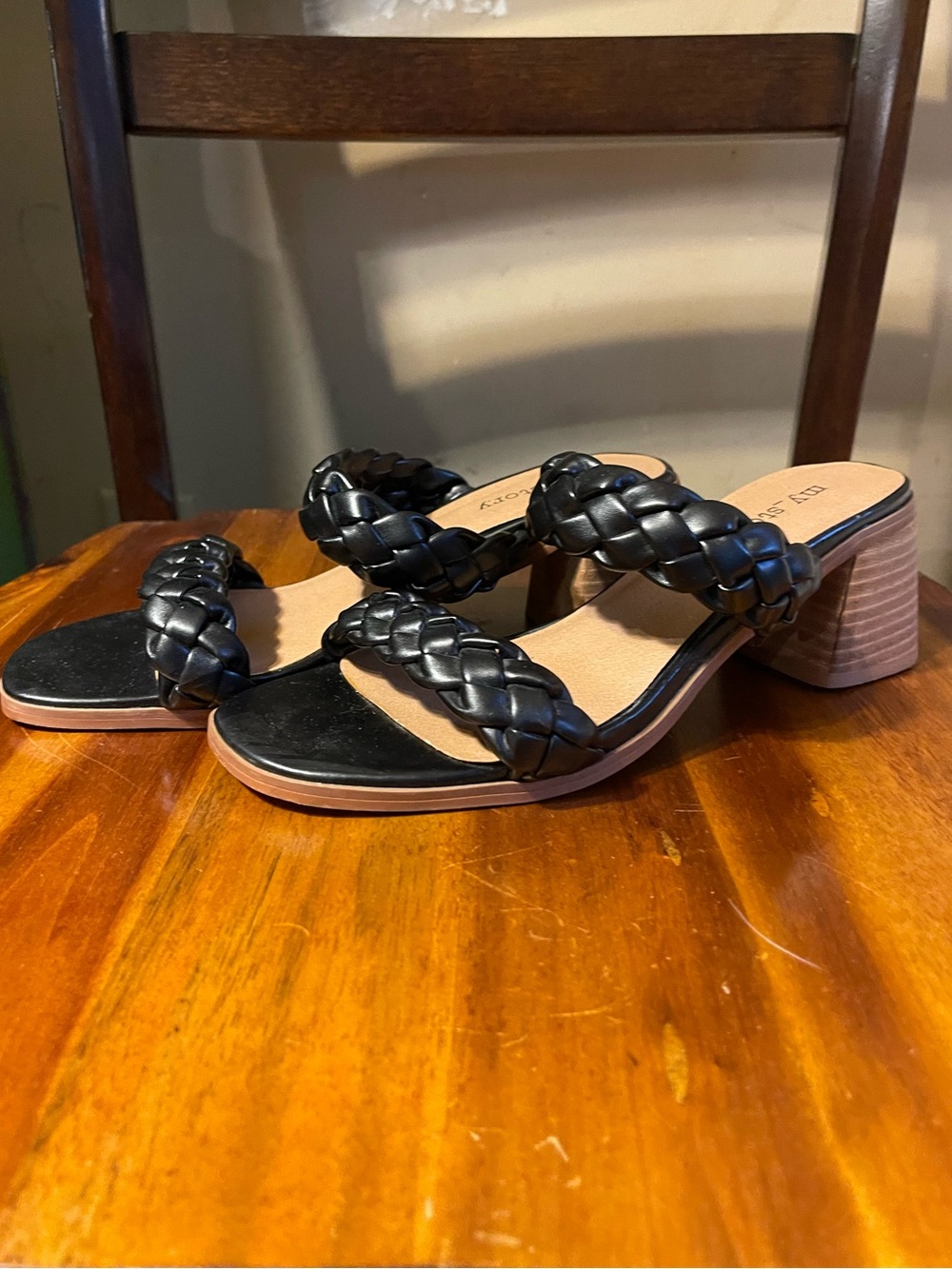my_story Black Braided Double Strap Puffy Block Heel Mules 7